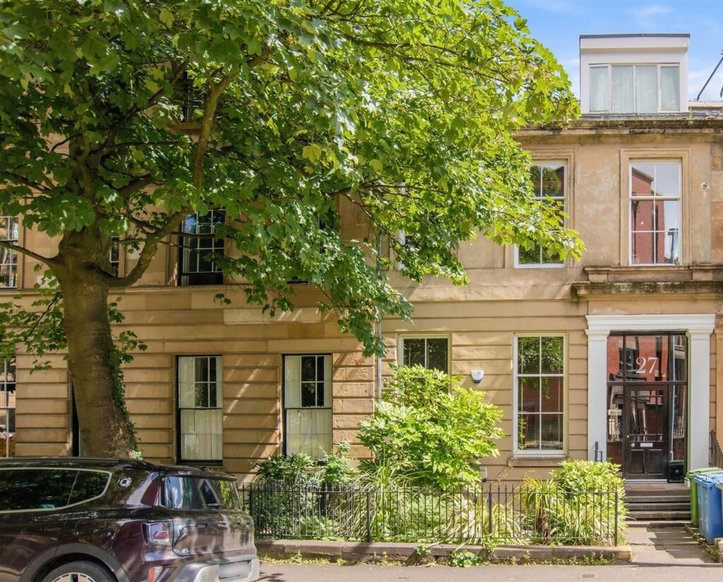 Main image of property: Flat 1 27 Oakfield Avenue, Hillhead, G12 8LL