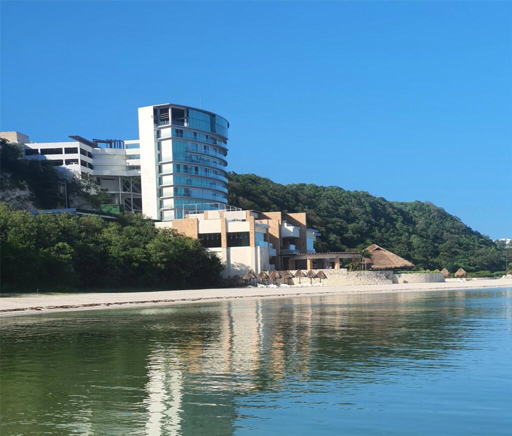 Main image of property: B2 Torremar, Campeche Country Club, 24500