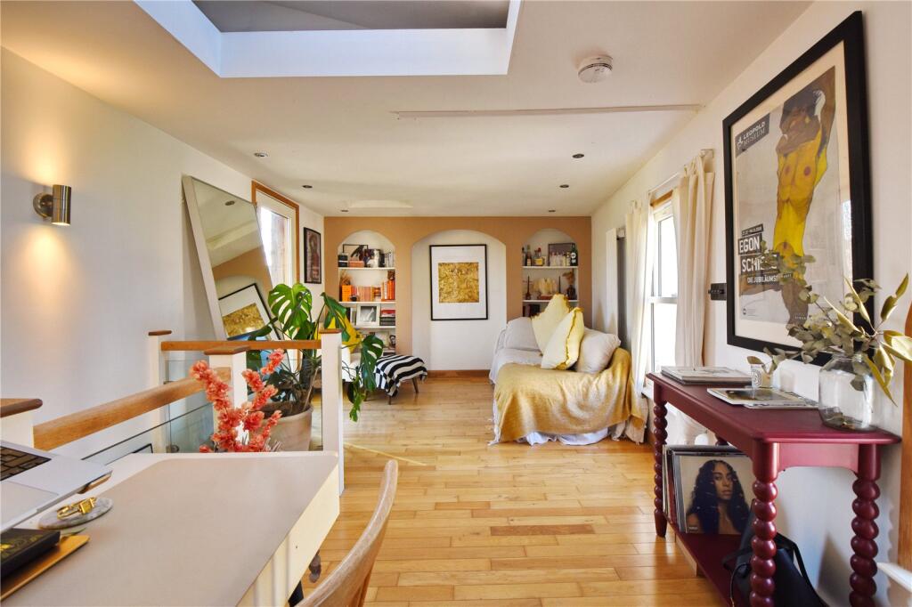 House in Bristol - View 4