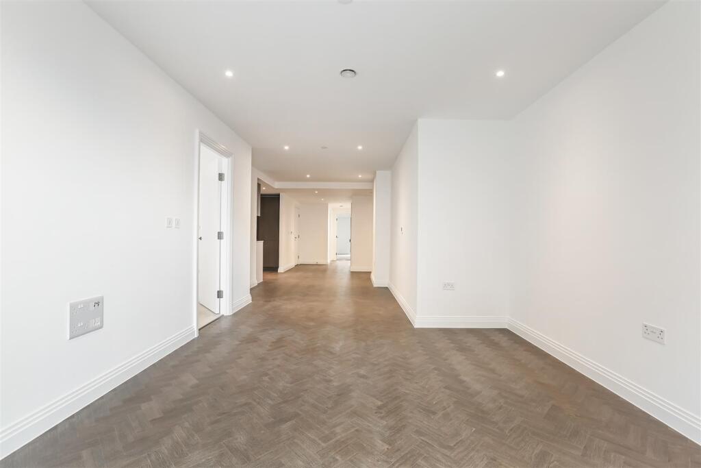 Main image of property: Eden Place, London