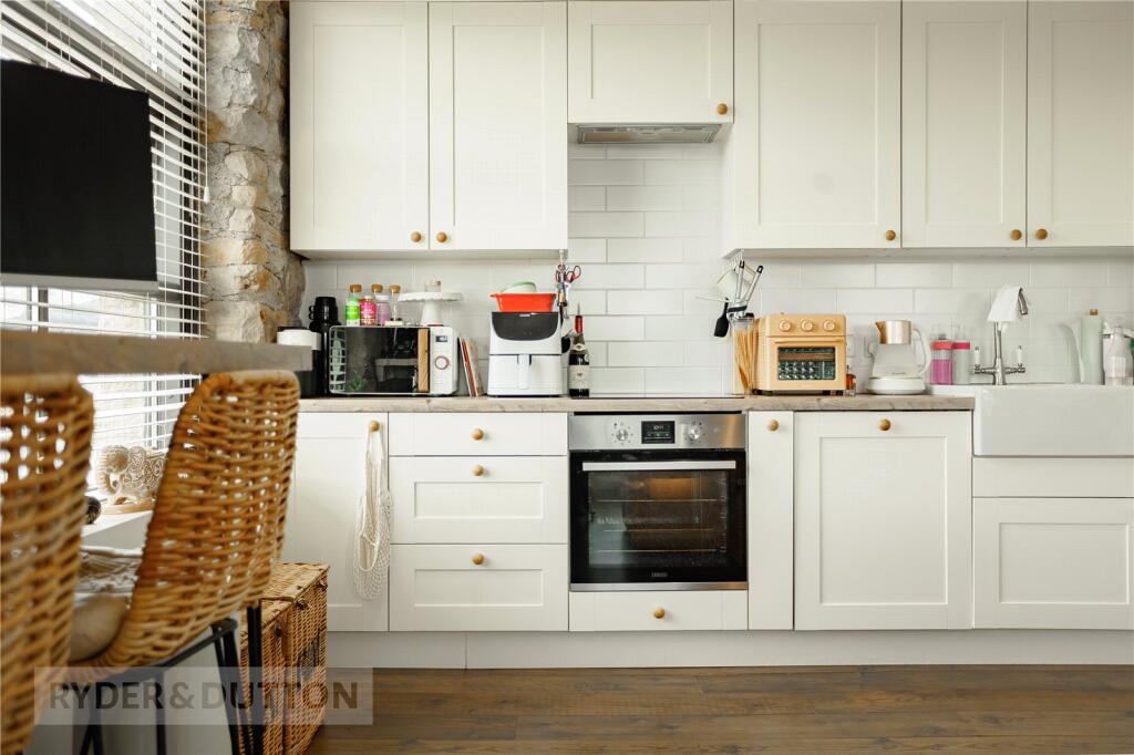 Apartment in Stockport - View 5