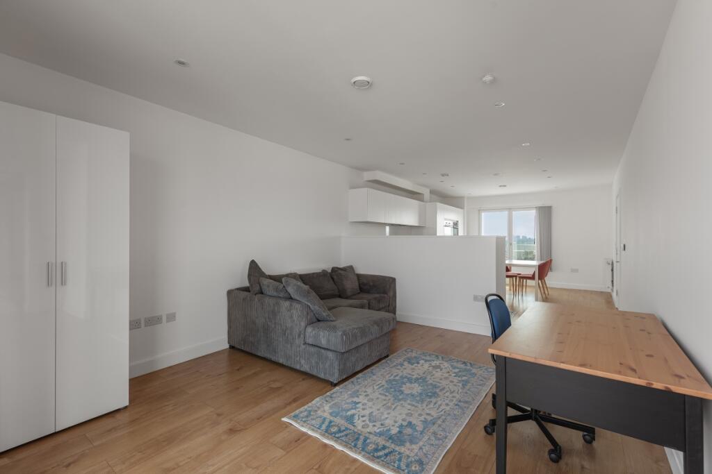 Apartment in London, Royal Borough of Greenwich - View 4