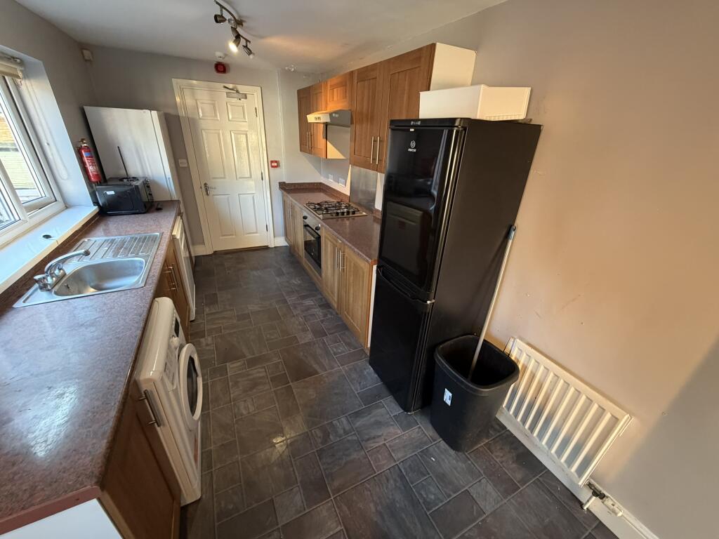 Apartment in Newcastle upon Tyne - View 4
