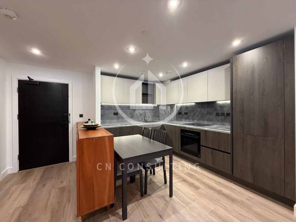 Apartment in Birmingham, West Midlands - View 3