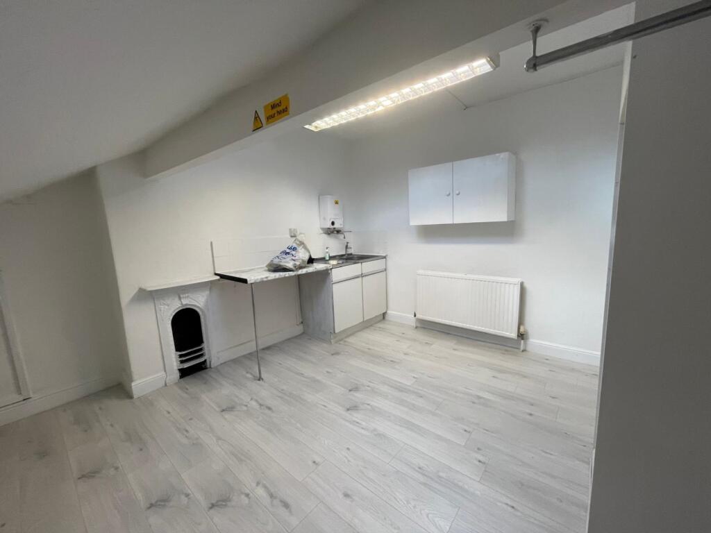 Additional image 3 of 203 Bingley Road BD18 4DH Room 6