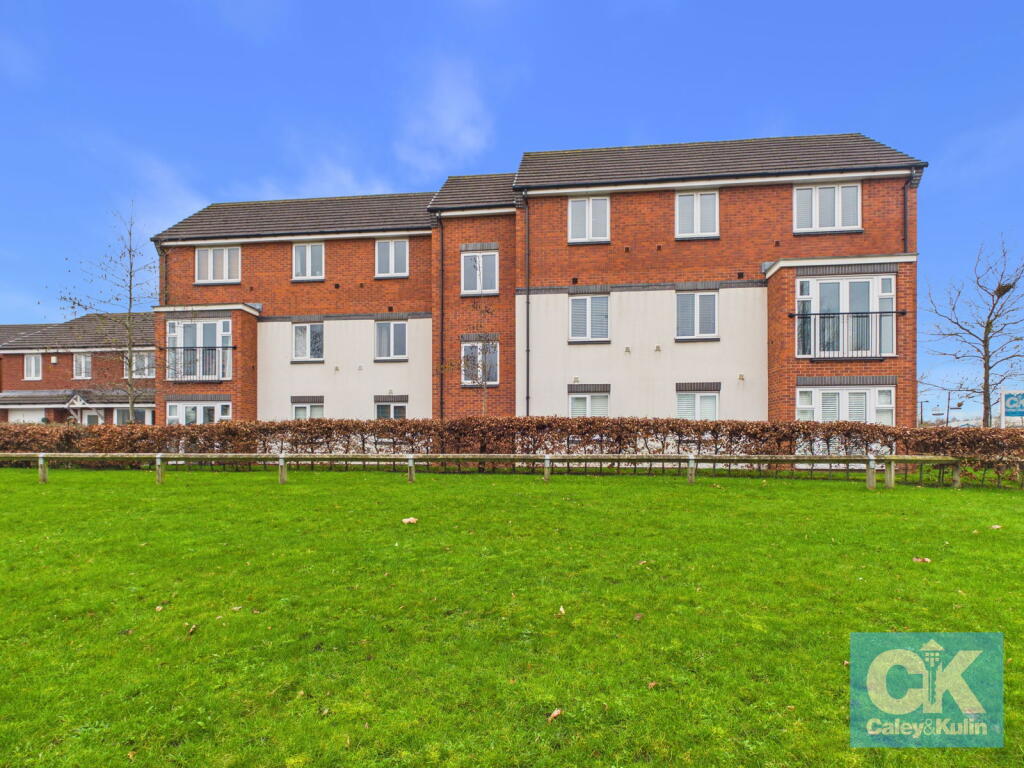 2-bed flat on Milbourne House, Collis Close, Burntwood, £160,000