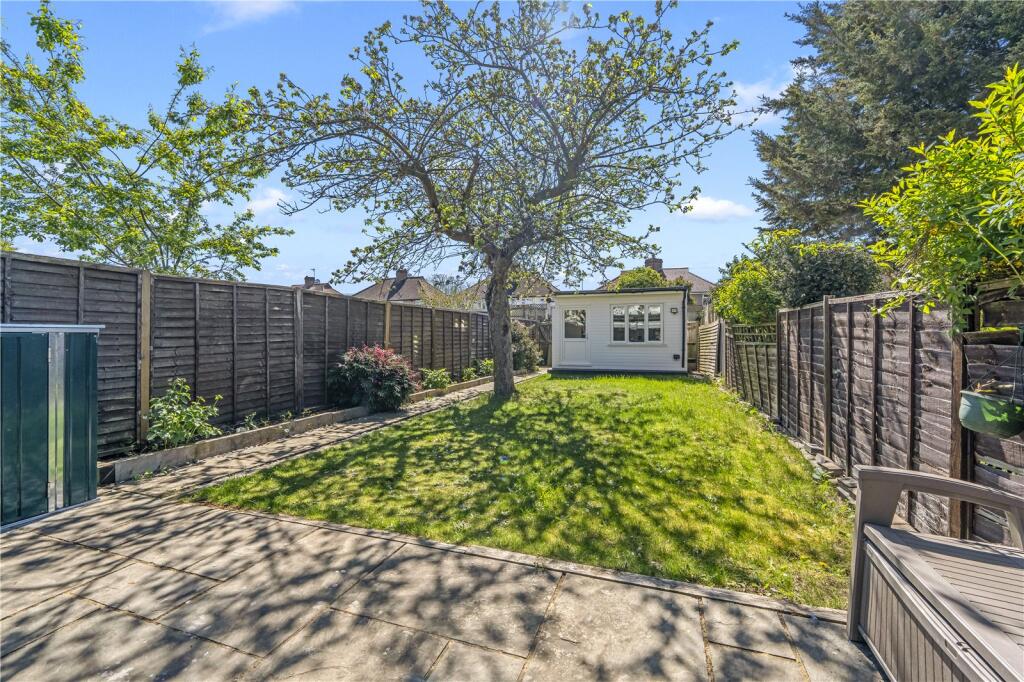 Warren Road, Twickenham, TW2 - View 2