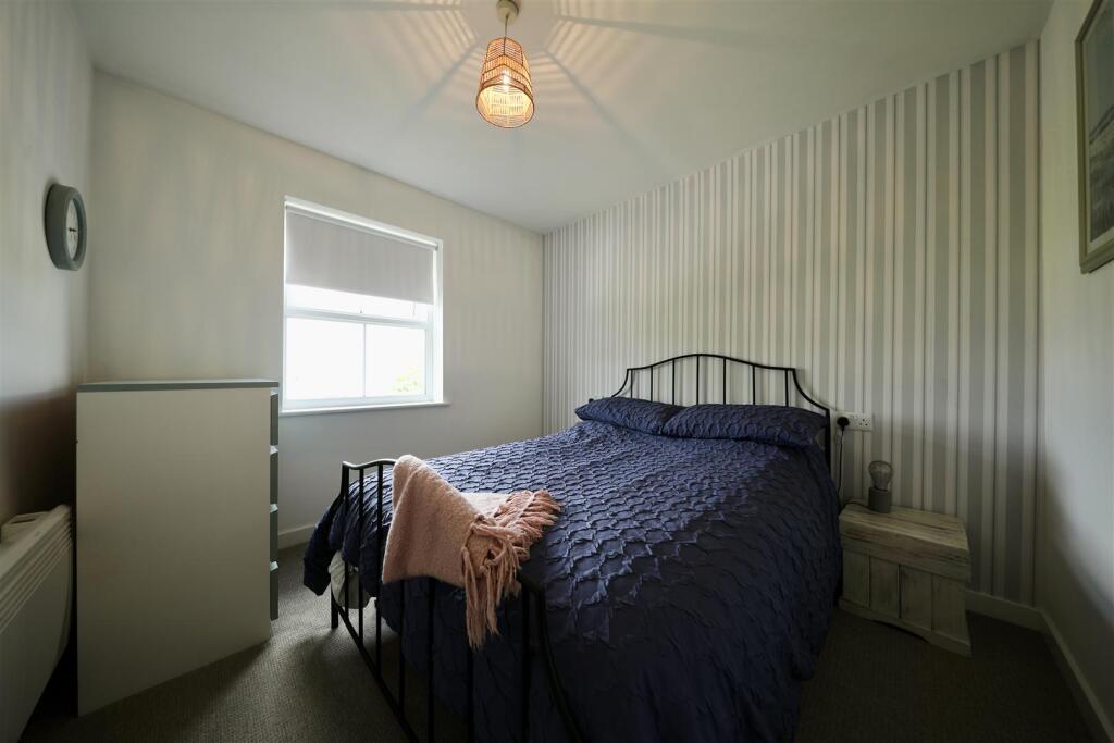 Apartment in Cottingham, East Riding of Yorkshire - View 4