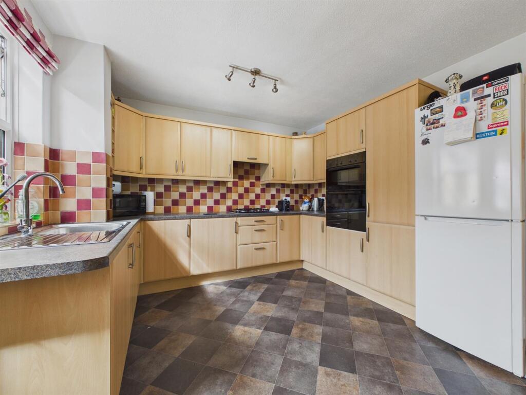 House in Worcester - More