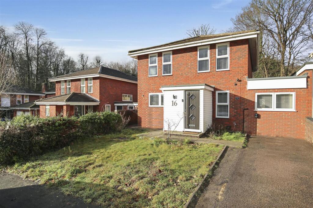 Main image of property: Birch Grove, Welwyn