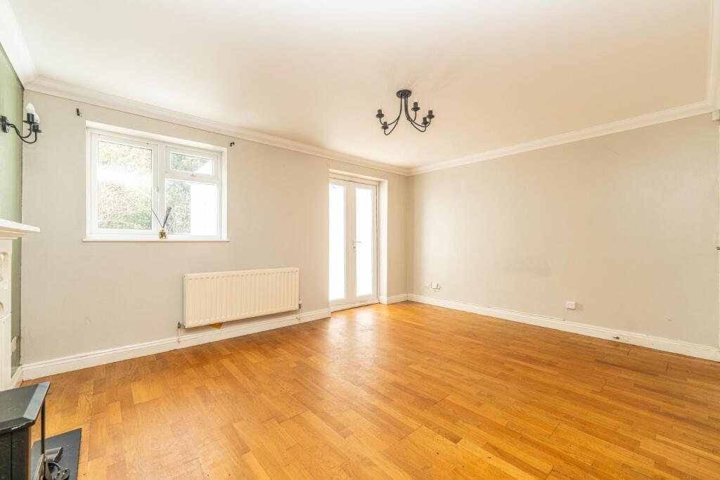 House in Cannock Chase, Hednesford - More