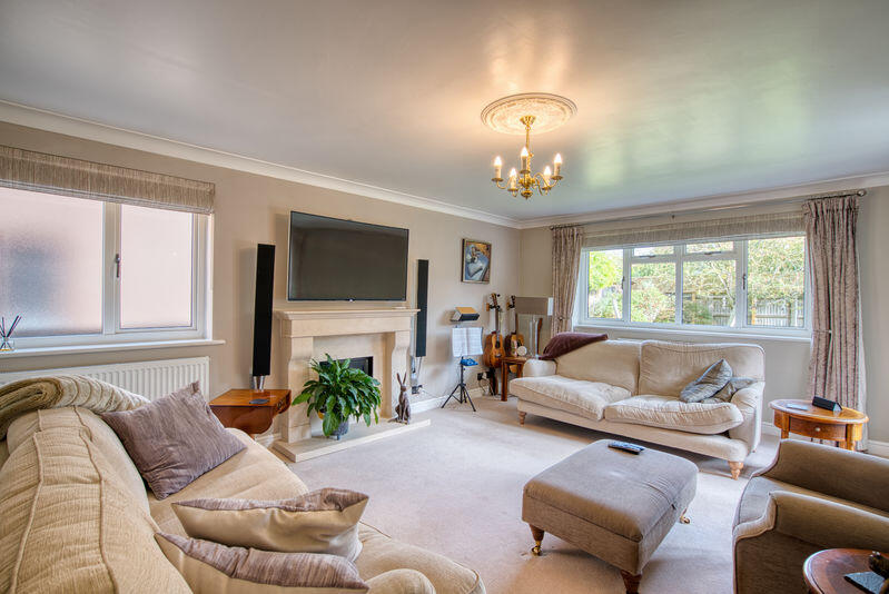 House in Southampton - View 4