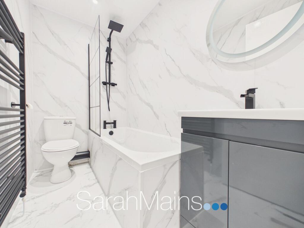 House in Newcastle upon Tyne - View 3
