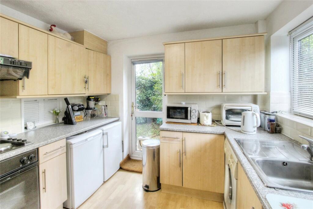 House in Runnymede, Surrey - More