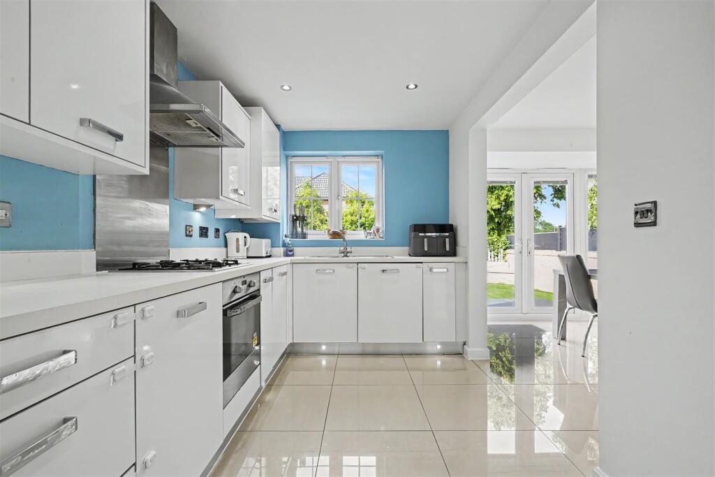 Bye Pass Road, Chilwell, Nottingham - View 4