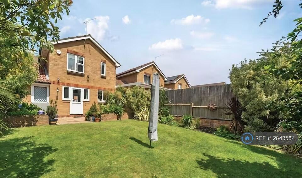 3 bedroom detached house for rent