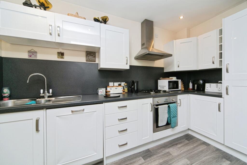 Greenfield Road, Colwyn Bay, Conwy, LL29 photo 3
