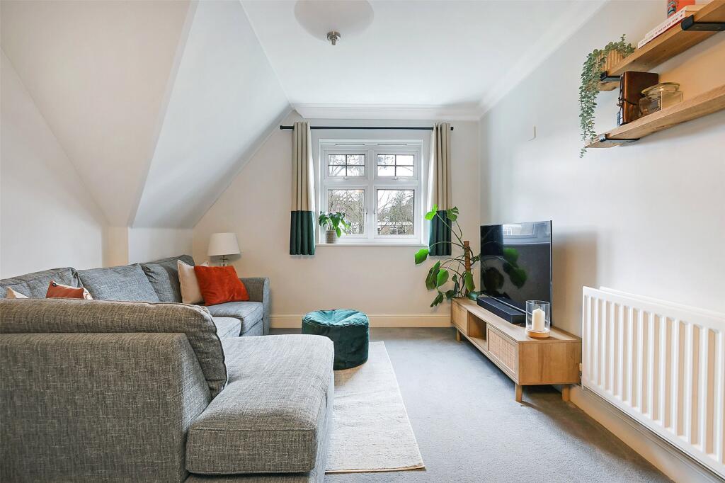 Main image of property: Wray Common Road, Reigate, Surrey, RH2