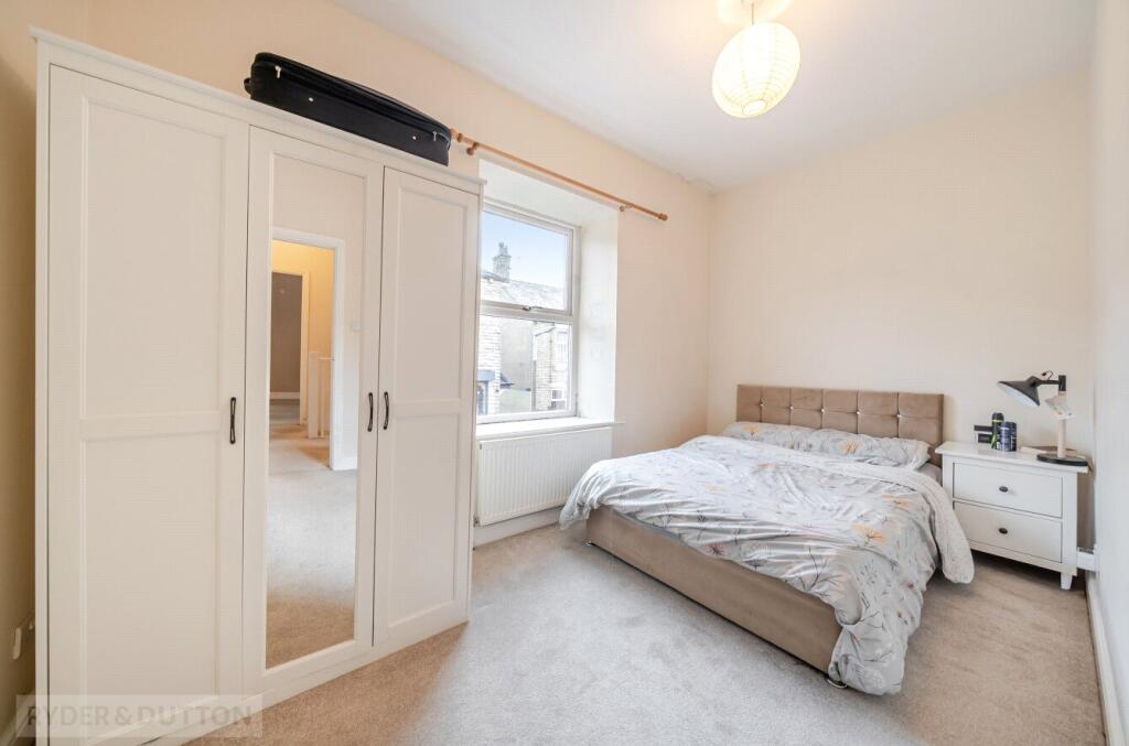 Kershaw Street, Glossop, Derbyshire, SK13 photo 4