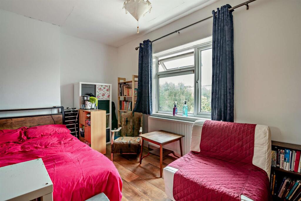 House in York - View 5