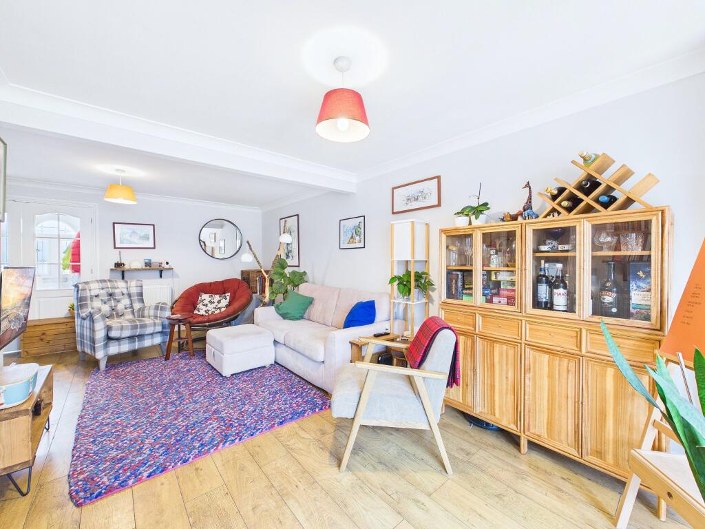 House in St Neots, Eynesbury - View 5