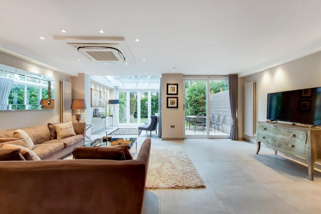 Main image of property: Court Close, St Johns Wood, London NW8