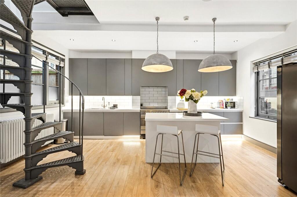 Main image of property: Newman Passage, London, W1T