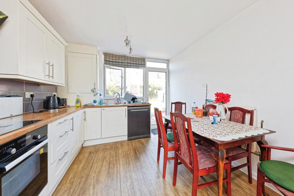 House in Canterbury - View 5