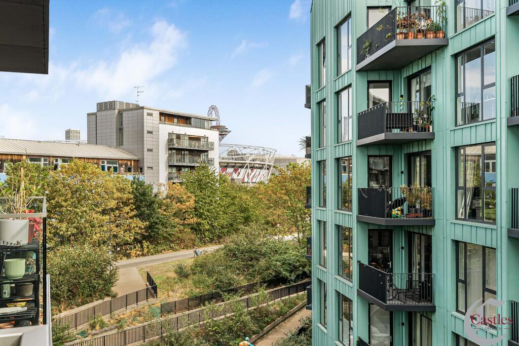 Apartment in London - More