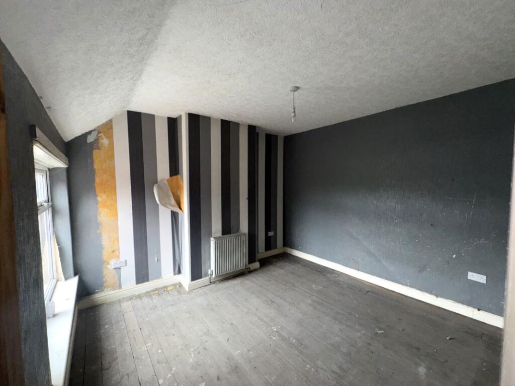 House in Bolsover, Hillstown, Scarcliffe - More