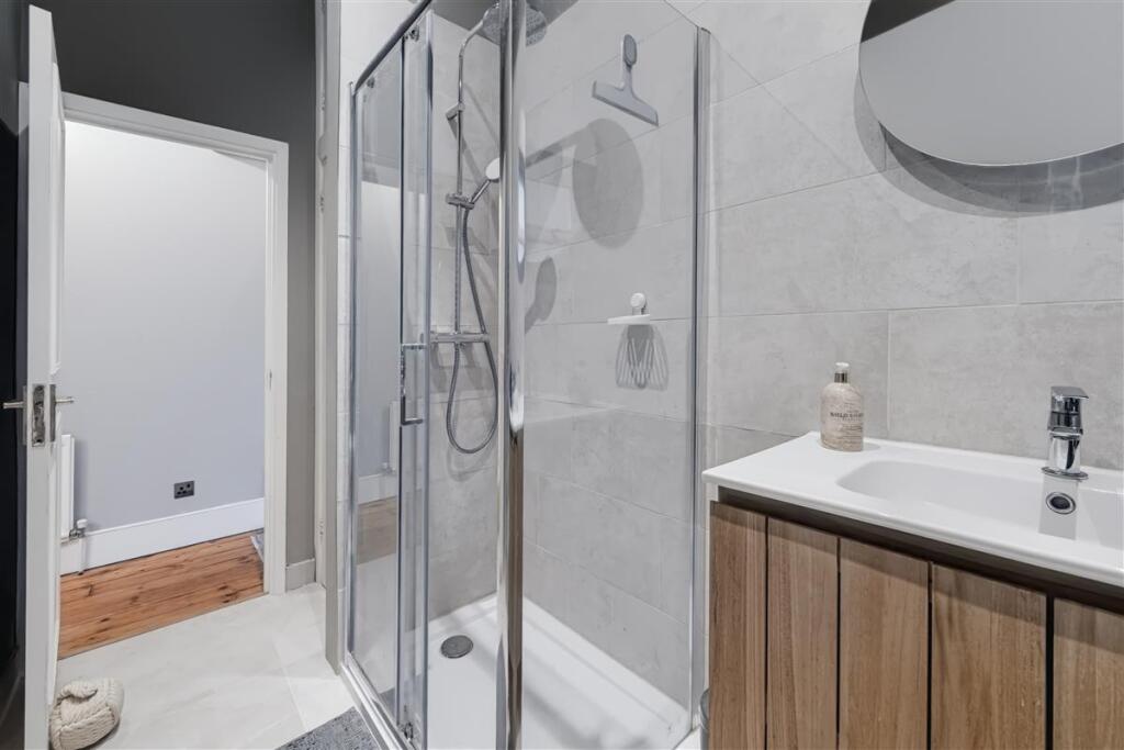 Apartment in London, Upper Tooting, Balham - View 5