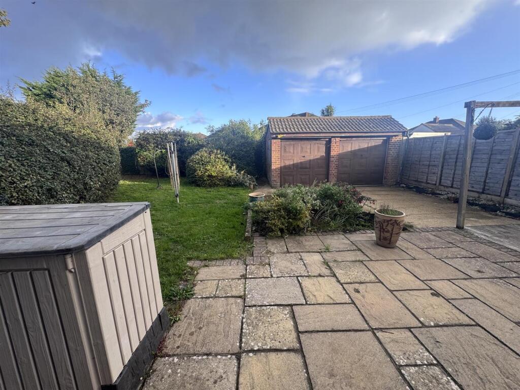 House in Fareham, Stubbington - More