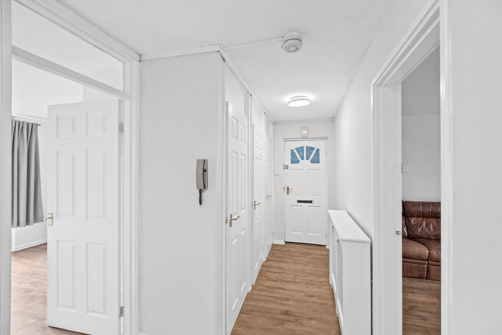 Apartment in Glasgow - View 3