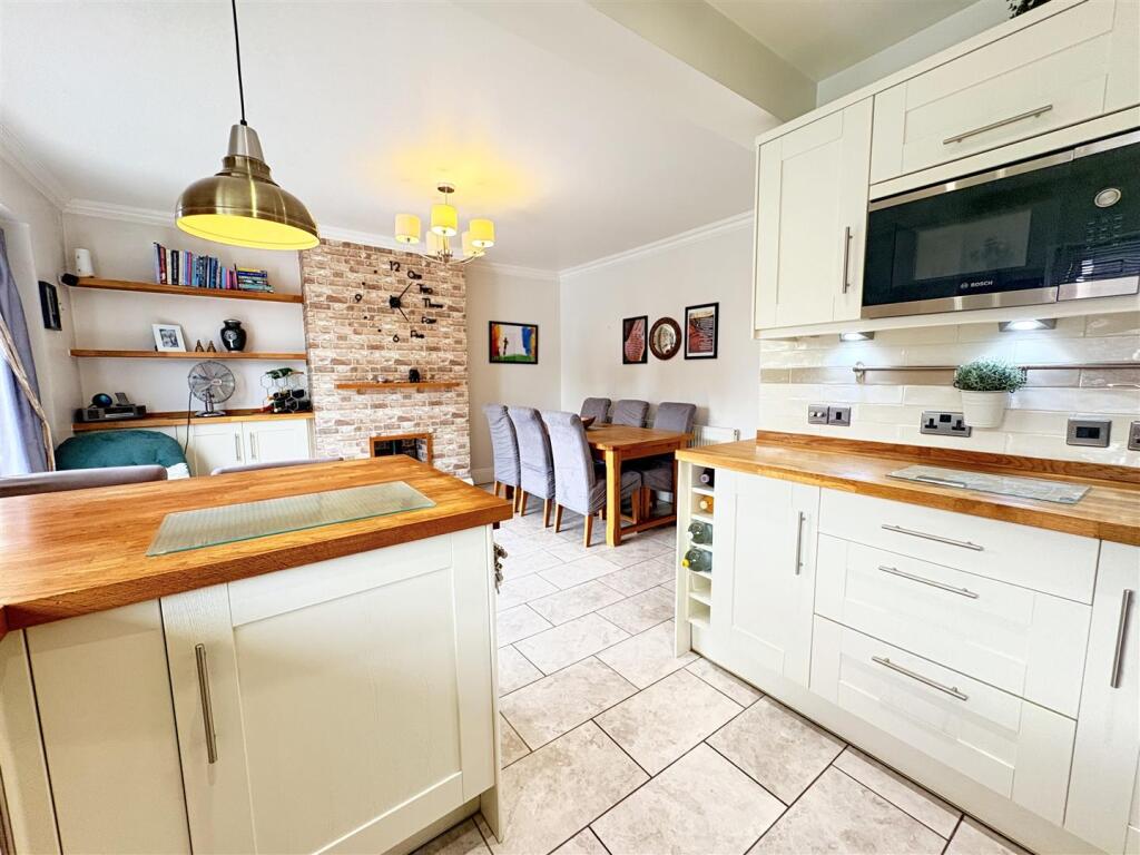 House in Portsmouth - View 4