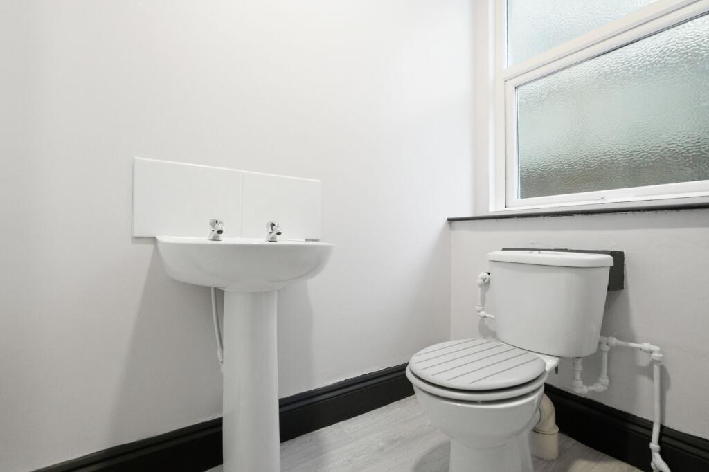 Apartment in Bristol - View 5