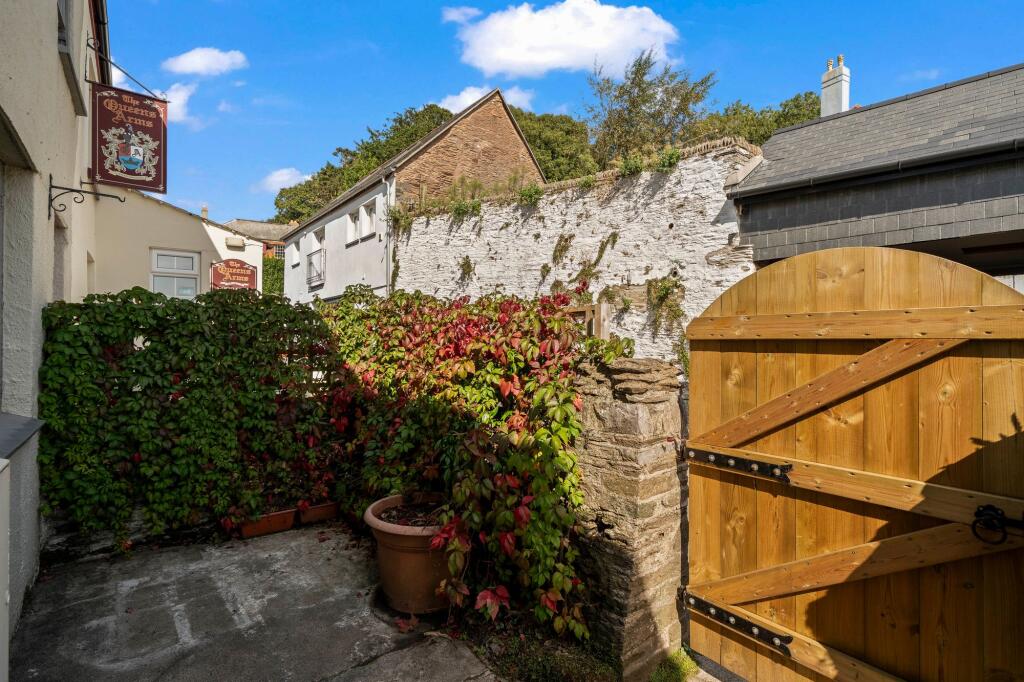 Slapton, Kingsbridge, TQ7 photo 4