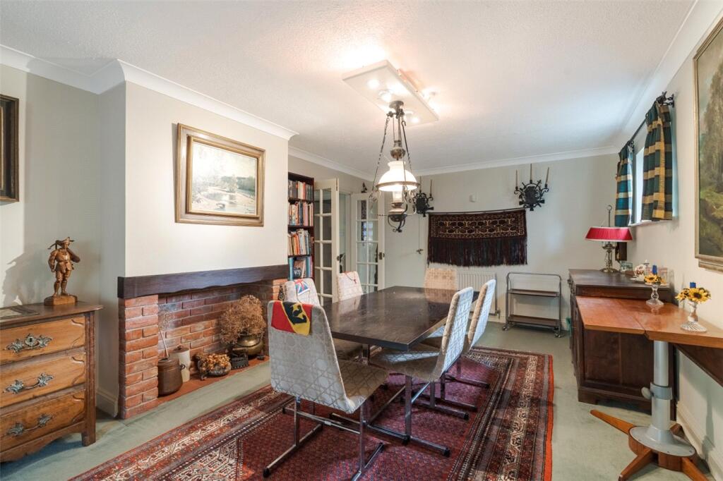 House in Wimborne Minster, Dorset - More