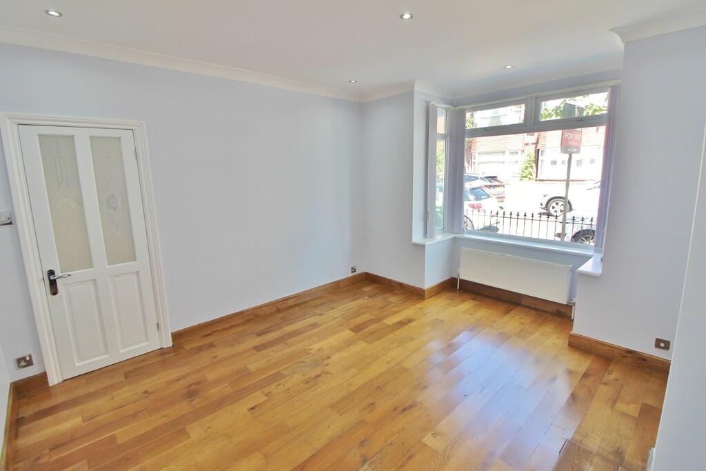 House in Portsmouth - View 3