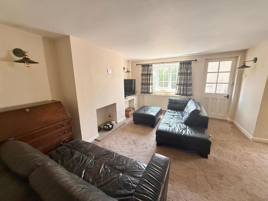 House in Macclesfield, Tytherington - View 4