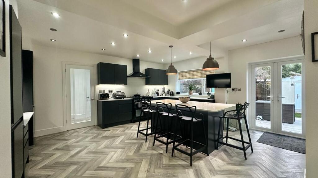 Ebro Crescent, Binley, Coventry, CV3 2DR photo 2