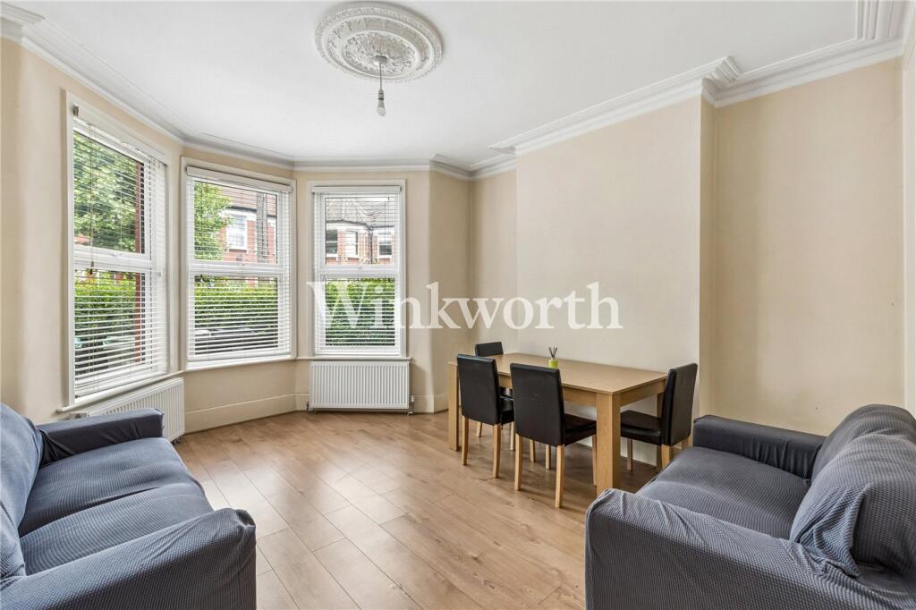 Carlingford Road, London, N15 photo 4