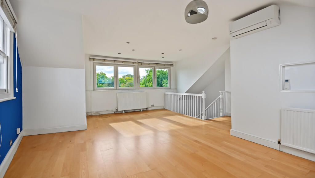 Apartment in London, Archway - View 4
