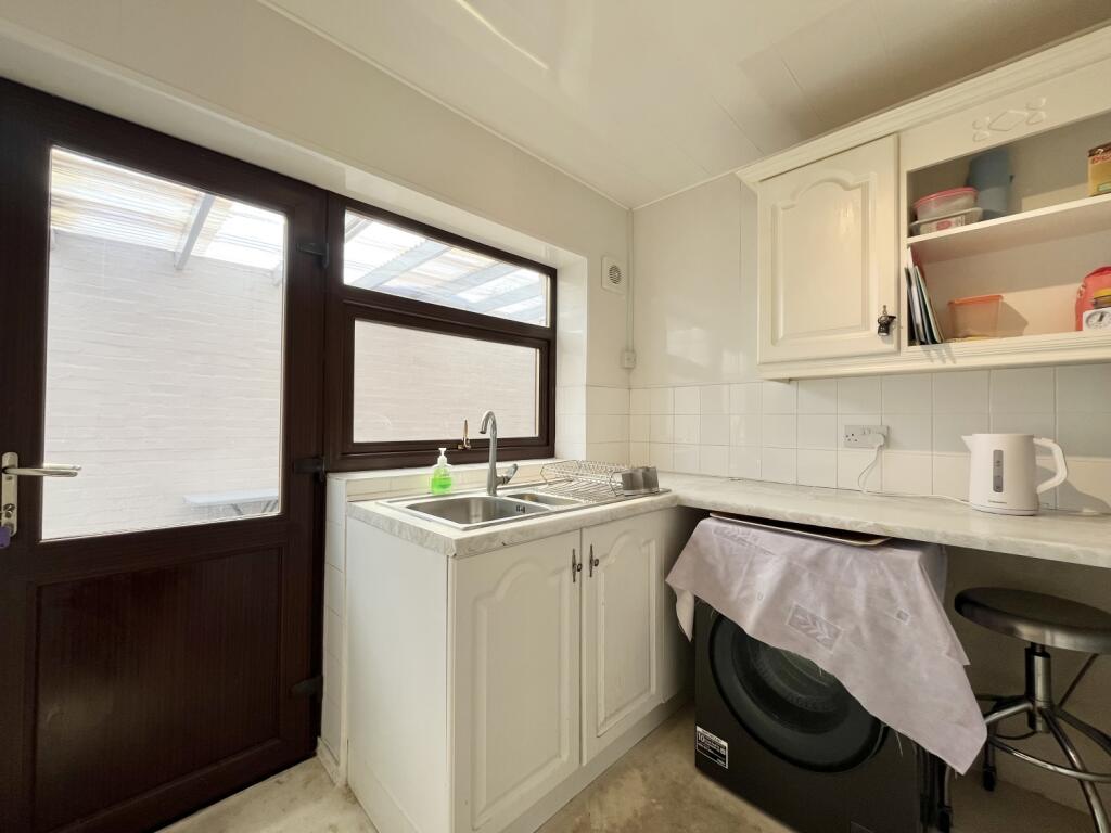 House in Wolverhampton, Oxley - View 5