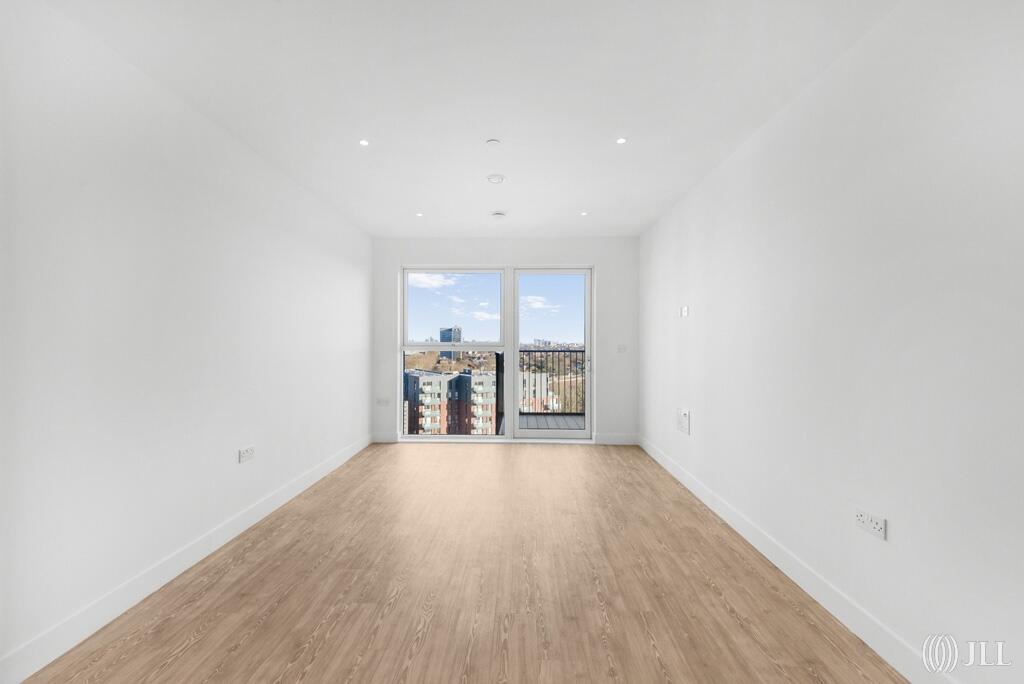 Apartment in Twickenham - View 4