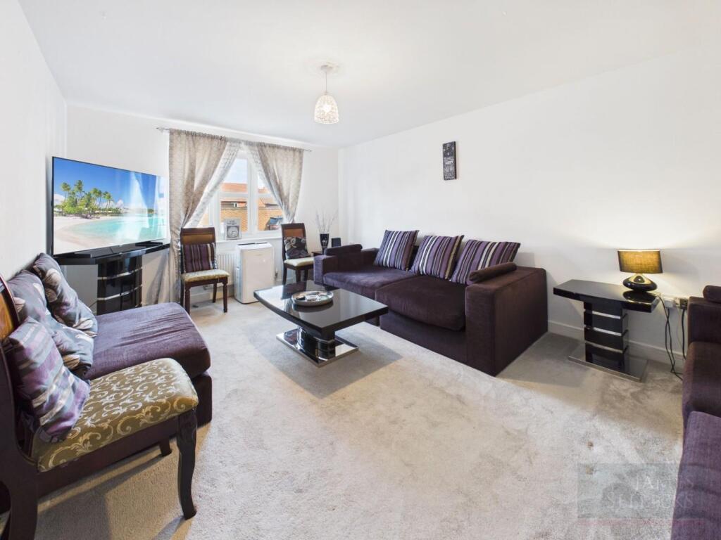 House in Leicester, Nether Hall - More