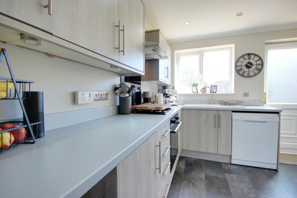 17 Lilac Avenue, Beverley - View 4