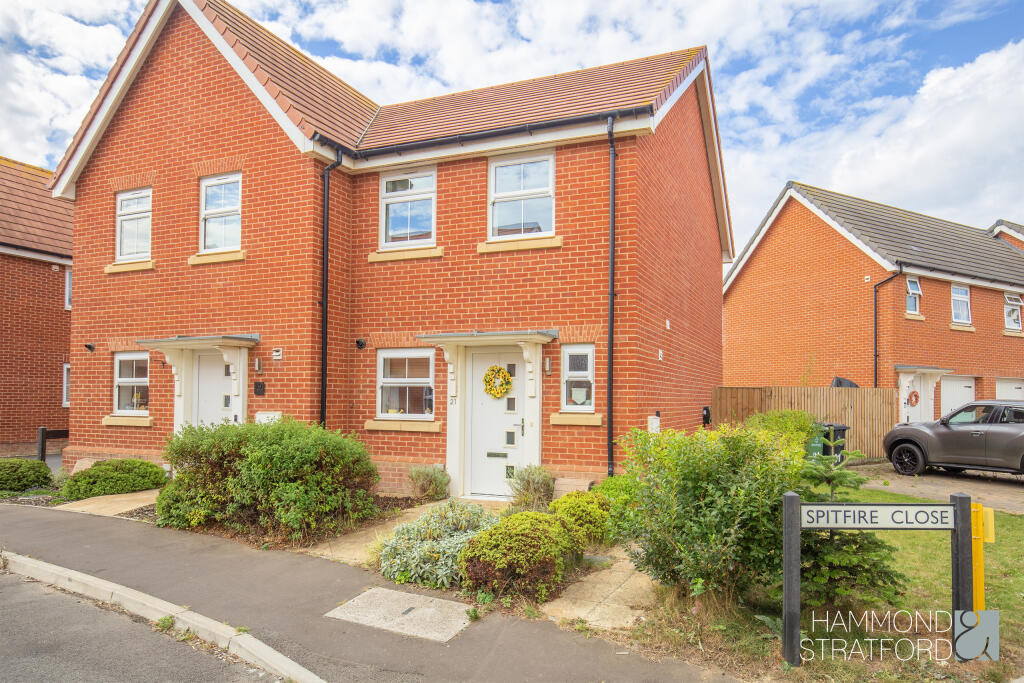 2-bed semi-detached on Lancaster Road, Attleborough, £220,000