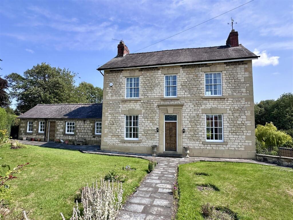 Main image of property: 14 East Mount, Malton