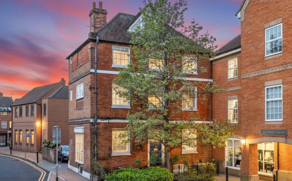 Main image of property: Rose Street, Wokingham, Berkshire, RG40