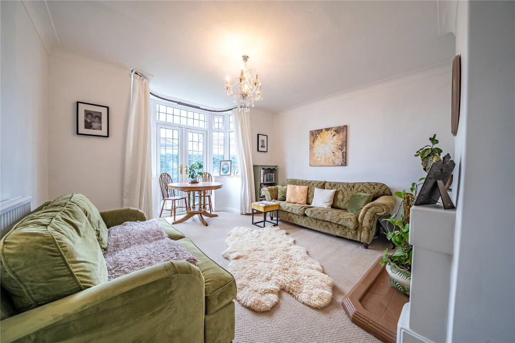 House in Leeds - View 2